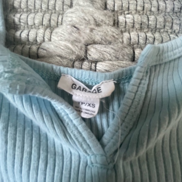 Garage cropped tank top - Picture 3 of 3